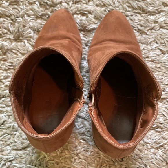 Western Wanderlust Block Heel Bootie - Picture 4 of 5